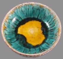 Iparművészeti kínáló, terv: komlós Testvérek, jelzett, karcokkal, d: 22 cm, m: 7 cm