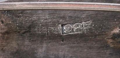 Ezüst (Ag) bross gránát kővel, jelzett, h: 4,5 cm, bruttó: 3,38 g