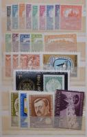 Magyar tétel 1914-től sok jobb sorral kis berakóban / Hungary lot with better sets from 1914 in smal...