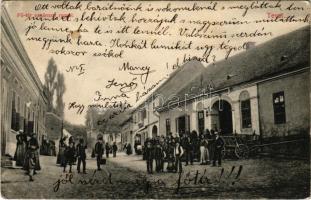 Tevel, Fő tér vasárnap reggel. Mittermajer Adolf kiadása (fa)