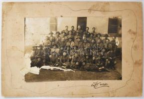 cca 1915-1925 Cserkész csoportképek, 2 db, az egyik sérült, foltos + 1924 Pesterzsébet, levente csop...