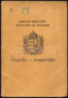 1930 Magyar Királyság által kiállított fényképes útlevél Lukcsics Pálné részére, csehszlovák vízumok...
