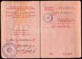 1975 Magyar Népköztársaság által kiállított fényképes útlevél Lukcsics Pálné részére