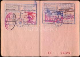 1975 Magyar Népköztársaság által kiállított fényképes útlevél Lukcsics Pálné részére