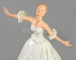 Wallendorf táncosnő. Jelzett, hibátlan, m: 19,5 cm