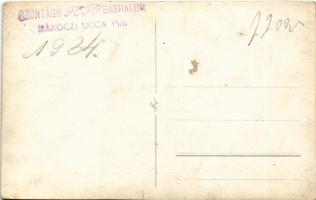 1934 Budapest XVI. Sashalom, pékség, belső pékekkel. Szontágh photo (vágott / cut)