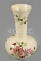 Zsolnay pillangó mintás váza, jelzett, kopással, m: 11,5 cm