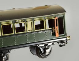 Märklin 17250 fém játék vasúti kocsi egy sínnel és ütközővel 16 cm