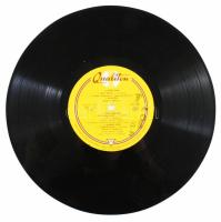 Egy láda gramofon lemez ca 1940-1950, kb 60 db