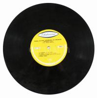 Egy láda gramofon lemez ca 1940-1950 kb 60 db