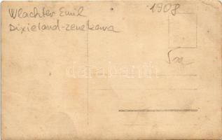 Wlachter Emil Dixieland zenekara / Hungarian Gypsy music band, musicians. photo (lyuk / pinhole)