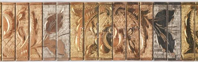 cca 1920 Arany (Au) karkötő, sárga-, rozé- és fehérarany elemekből, jelzett, 1902-1937 közötti behoz...