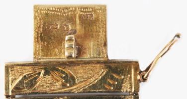 cca 1920 Arany (Au) karkötő, sárga-, rozé- és fehérarany elemekből, jelzett, 1902-1937 közötti behoz...