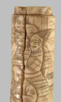 cca 1880-1900 Japán faragott csont tőr markolat, sérüléssel, m: 10-15 cm