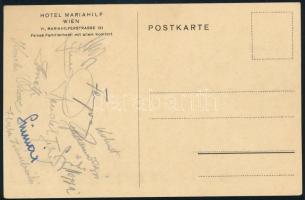 cca 1950 Labdarúgók aláírásai egy bécsi, feladatlan képeslapon, [NB II. válogatott], Kohut, Rendek, Horváth, Orosz, Karikó, és mások. Forgács Ernő (1930-2019) egykori ferencvárosi labdarúgó hagyatékából.