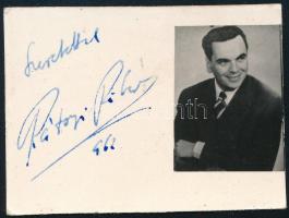 Rátonyi Róbert (1923-1992) autográf aláírása az őt ábrázoló kisméretű fotón, 5×6,5 cm