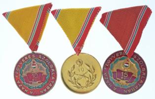1965. "Szolgálati Érdemérem - A Haza Fegyveres Szolgálatában" 10 és 15 év után műgyantás bronz kitüntetés + 1983. "Honvédelmi Érdemérem 10 év után" aranyozott bronz kitüntetés mellszalagon T:AU,XF