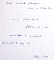 Fehér László - Fehérné Fazekas Anett: Dédapáink emlékezete. Üllő az első világháborúban. Az egyik szerző, Fehér László által dedikált példány! Üllő, 2019, Vargha Gyula Városi Könyvtár, 182+[1] p. Fekete-fehér fotókkal illusztrálva. Kiadói papírkötés.