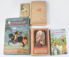 Egy banánosládányi német nyelvű könyv: mesék, útikönyvek, orvosi témájú könyvek