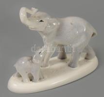 Gránit elefánt a kicsinyével, jelzett, hibátlan, m: 13,5 cm