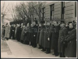 1943 Az 1943. március 14-i Országzászló felavatása Szamosújváron (Erdély), hátoldalon feliratozott f...