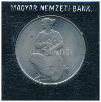 1981. 100Ft Ni "FAO I. - Világélelmezési nap" fekete műbőr tokban, tanúsítvánnyal T:BU
Ad...