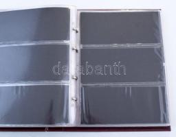 Néggyűrűs bankjegyberakó huszonkilenc kettes és tizenhét hármas osztású berakólappal. A lapok közel ...