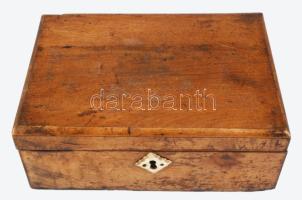 Fa doboz, kulcs nélkül, 18x27 cm
