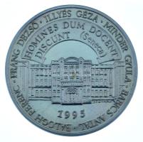 1995. "A Semmelweis Orvostudományi Egyetem Urológiai Klinikája" jelzett Ag emlékérem tokba...