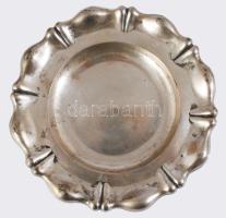 Ezüst (Ag) tálca. Jelzett, 1937-1966 közötti fémjel, 800 ezrelékes ezüst, d:18 cm, 97g