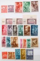 Magyar összeállítás az 1945 előtti évekből közepes berakóban, benne 35 komplett postatiszta sor, 350...
