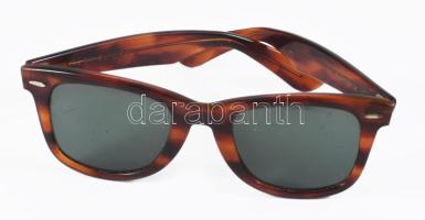 Ray Ban napszemüveg, tokban.