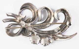 Ezüst (Ag) bross, markazitokkal, h: 5,5 cm, bruttó 11,3g