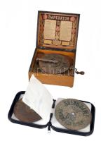 cca 1900 Imperator Nr 26. kisméretű zenegép, hozzá 8 darab lemezzel, 20x18 cm