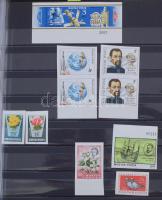 Gyűjteménymaradvány a 30-50-es évekből sok jó kiadással, blokkokkal 3 db albumban, modern vágott dar...