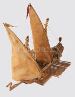 17. századi gálya sokdarabos kézműves makettje, cca 60x48 cm