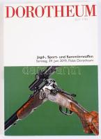 2019 Dorotheum aukciós katalógus, vadász-, sport- és gyűjtői fegyverek (Jagd-, Sport- und Sammlerwaffen), színes fotókkal illusztrálva, német nyelven. Kiadói papírkötés.