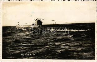 Podmornica / Yugoslav Royal Navy submarine. L. Cirigovic (Kotor) photo (fl)