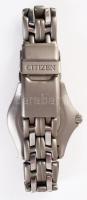 Citizen Eco-Drive karóra, fém szíjjal, kvarc, d: 34mm