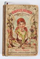 St. Hilaire, Josephine von: Die wahre Kochkunst, oder: neuester geprüftes und vollständiges Illustrirtes Pester Kochbuch. ... Pester Kochbuch neu bearbeitet und vermehrt von Emil Wiesner. ... [A valódi szakácsság vagy legújabban átvizsgált és tökéletesített Képes pesti szakácskönyv.] Bp., én.,Athenaeum, 4+495 p. 30. Auflage. Német nyelven. Szövegközti fekete-fehér képanyaggal illusztrált. Kiadói illusztrált félvászon-kötés, a borító illusztrációnál "Rézi néni: Szegedi szakácskönyv" illusztrációját használták fel, de "Illustrirtes Budapester Kochbuch von Josephine v. St. Hilaire. ... " feliratozással a borítón, kopott, foltos borítóval, sérült gerinccel, a hátsó tábla sérült, de belül jó állapotban.