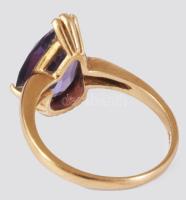 Arany (Au) gyűrű, ametiszttel, jelzett, 14k, m:53, bruttó 4,1g