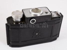 Smena 2 fényképezőgép, f: 1:4,5 4 cm objektívvel, tokkal