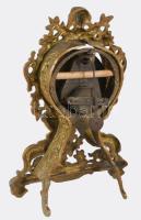 Anti figurális díszítésű bronz asztali óra, m: 27 cm