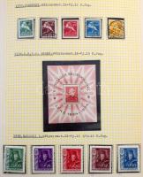 1871-1944 Gyűjtemény a Réznyomattól kevés hiánnyal albumban (~500.000) / Almost complete collection ...