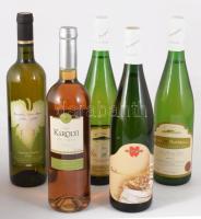 2001-2013, 5 üveg minőségi fehérbor, 2013 Graf Károlyi fehérbor, 1998 Keszthely város bora, cserszegi fűszeres, Heller Pincészet, Badacsonyi Muskotály, Szürkebarát és Olaszrizling, bontatlan.