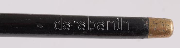 Gavallérbot. Ebonizált fa, szaru markolatában II. Erzsébet arcképével díszített érme, h: 87 cm