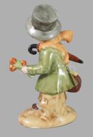 Wagner &amp; Apel Bertram esernyős férfi virággal. Jelzett, kézzel festett, kopással, m: 15 cm