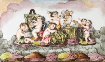 Capodimonte ékszeres doboz, különböző tevékenységeket végző kerubok plasztikus alakjával díszítve. N...