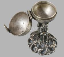 Ezüst (Ag) psumin tartó. Jelzett, 1891, m: 7,5 cm, 62g