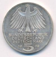 Német Szövetségi Köztársaság 1979J 5M Ag "Német Régészeti Intézet 150. évfordulója" T:UNC,...